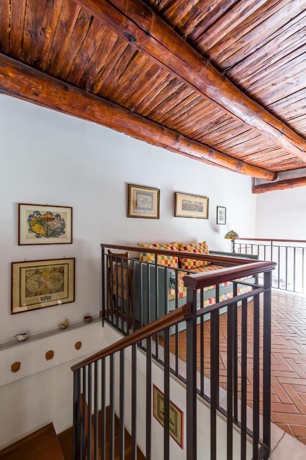 Residenza Capano Charming House By Napoliapartments Esterno foto